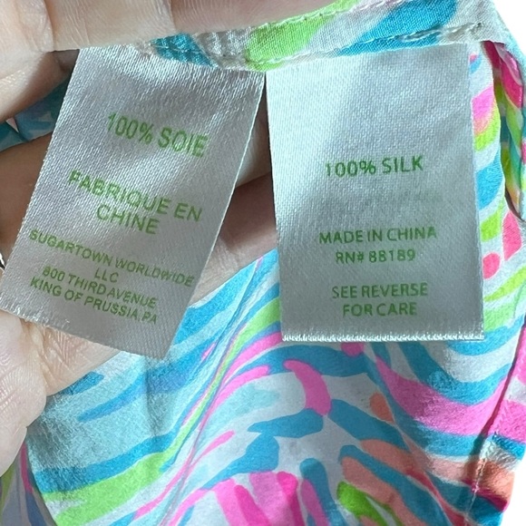 Lilly Pulitzer Stacey Shellabrate Sleeveless Silk Tank Blouse, Medium - Picture 7 of 8
